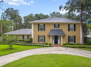 4214 Winding Willow Dr, Tampa, FL 33618