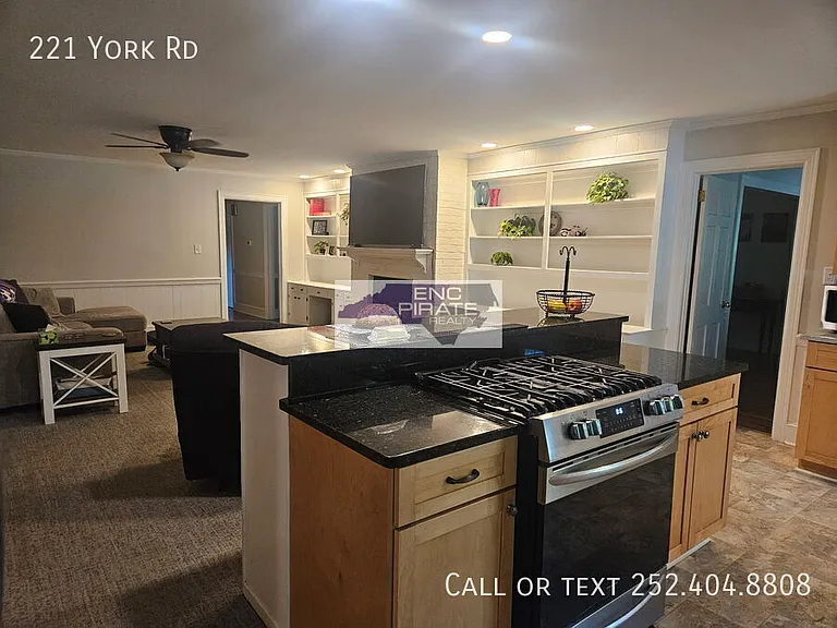 221 York Rd — Photo 9