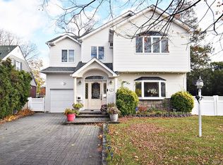 2 Aster Drive, New Hyde Park, NY 11040