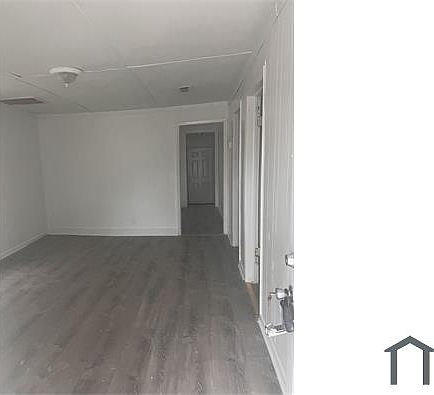 4th image of 1947 Holton St