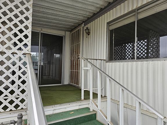 2nd image of 27150 Shadel Rd #173