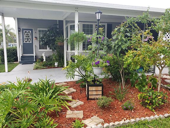 2nd image of 383 Bimini Cay Cir
