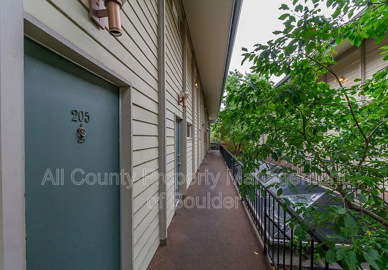 1842 Canyon Blvd #205 — Photo 13