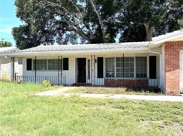 2152 Greenbriar Blvd, Clearwater, FL 33763