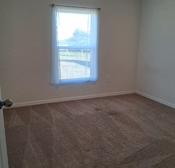 857 Youngreen Dr — Photo 8