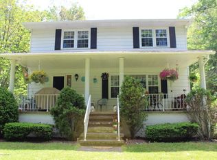 1019 Community Dr, Scranton, PA 18504