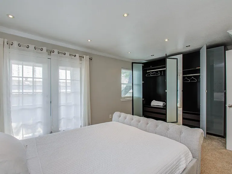 5807 Beverly Hill St #16 — Photo 13