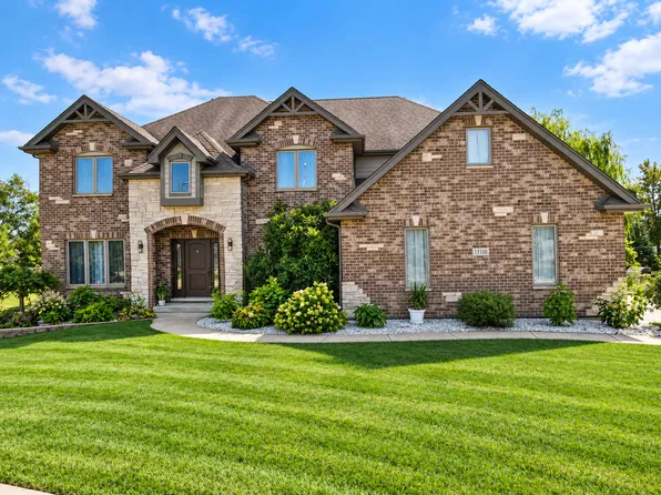 13100 Ballycastle Ct, Lemont, IL 60439