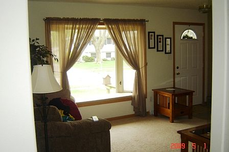 Beautiful bay window in upstairs living room