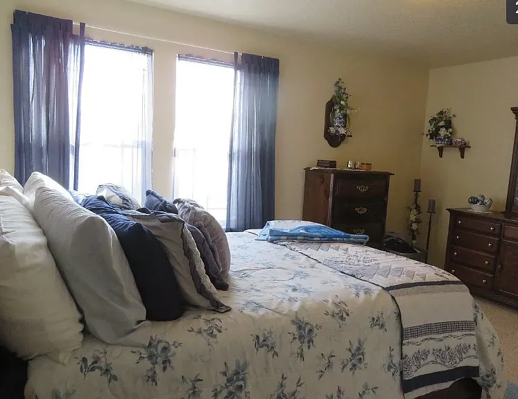 17553 N Chouteau Ave — Photo 11