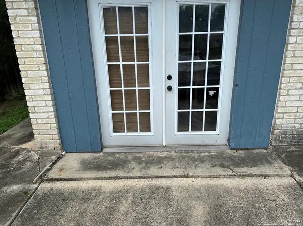 7621 Sage Oak St, Live Oak, TX 78233