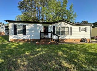 1086 Southwood Dr, Clover, SC