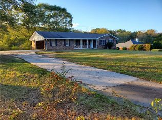 7256 Spout Springs Rd, Flowery Branch, GA 30542