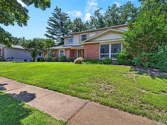 3rd image of 1261 Jade Wind Cir