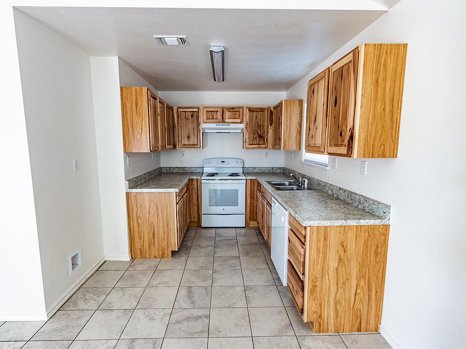 1st image of 6033 Sanchez Dr