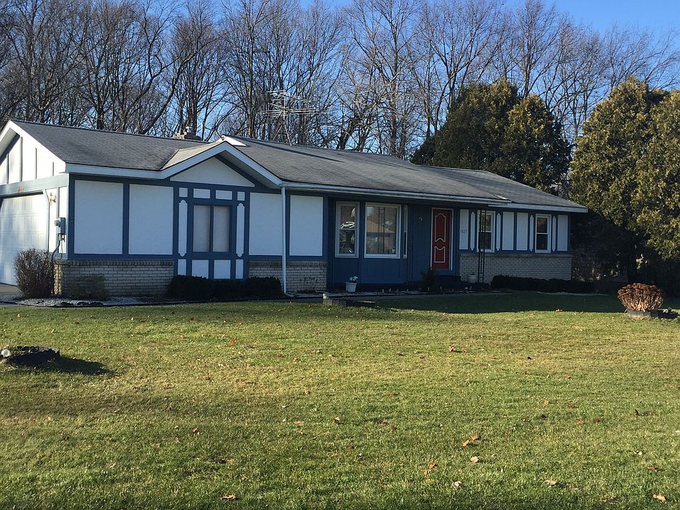 Corner lot w/privacy