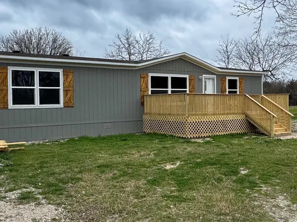 256 County Road 3101, Greenville, TX 75402