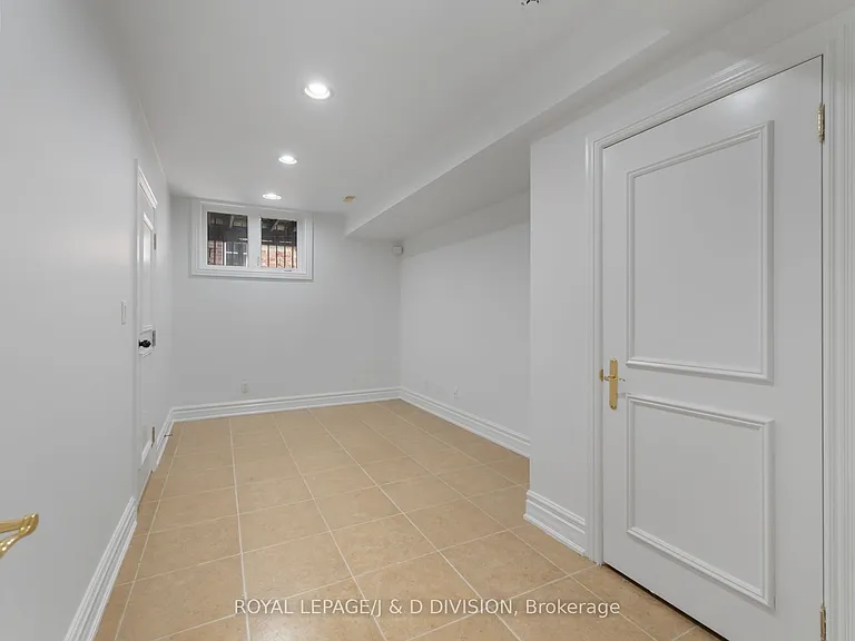 6 Huntley St — Photo 35