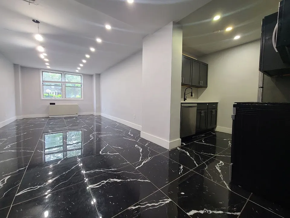 748-772 N Broad St #11K