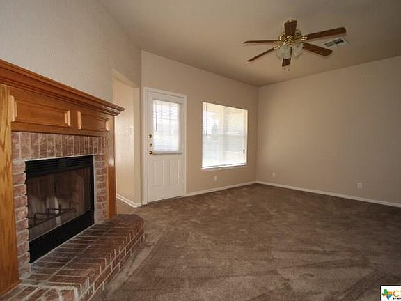 2nd image of 1808 Cedarview Dr