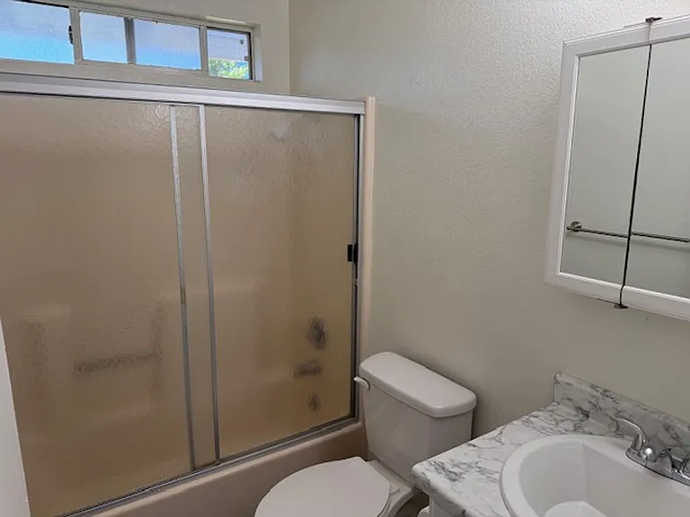 2556 Sabre Ct — Photo 10