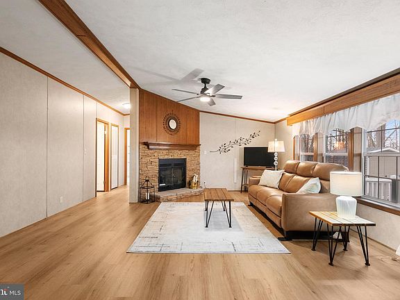 4th image of 47 Janis Rd