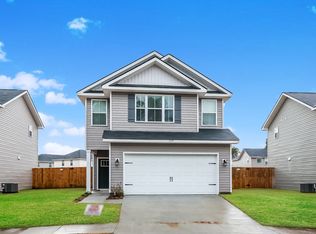 129 Sugarberry Cir, Hinesville, GA 31313