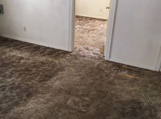 419 SW 3rd St, Newton, KS 67114