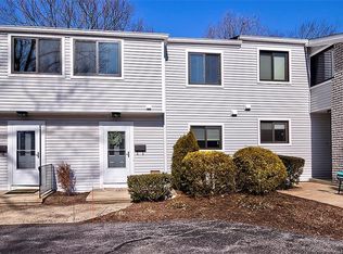 69 Riverside Ave #69, Stamford, CT 06905