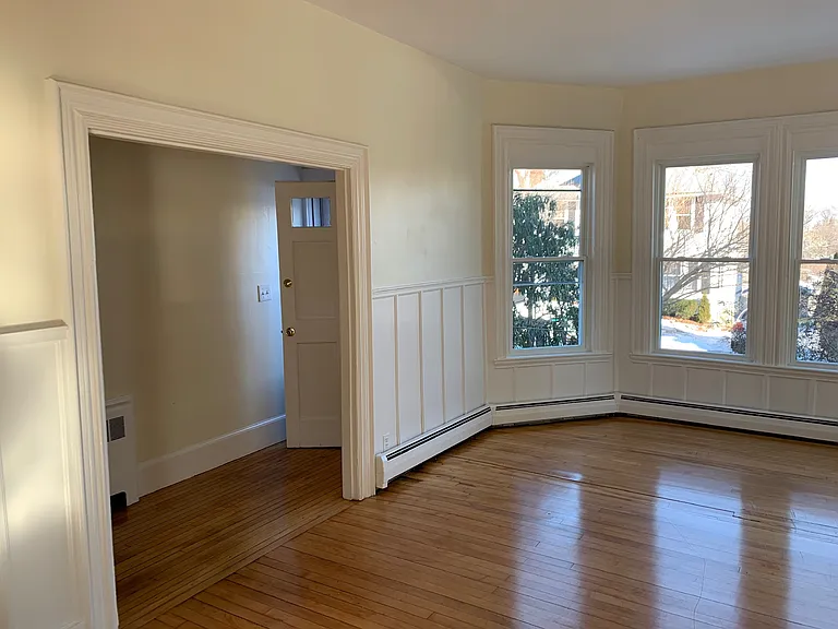 169 Stratford St #1 — Photo 4