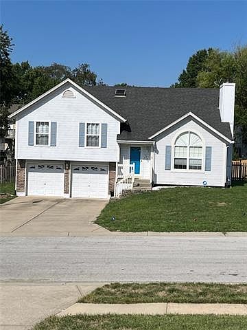 1st image of 1720 NE Stonewood Dr