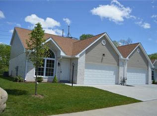603 Crestview Ln, Lower Burrell, PA 15068