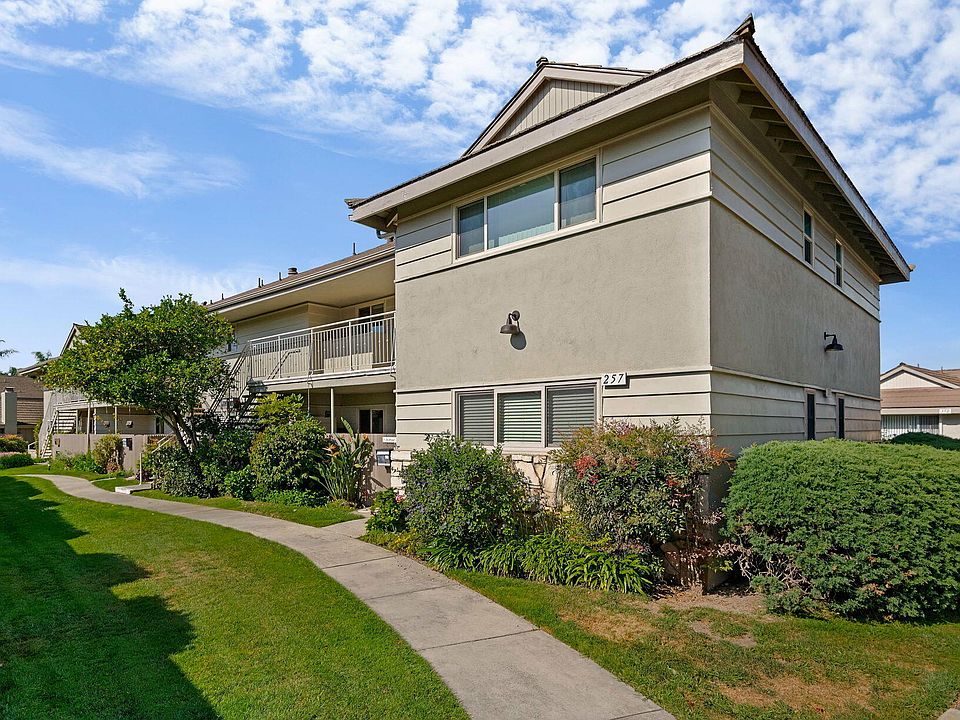 1st image of 257 Moreton Bay Ln Unit 4