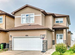 16720 61st St NW, Edmonton, AB T5Y 0W6