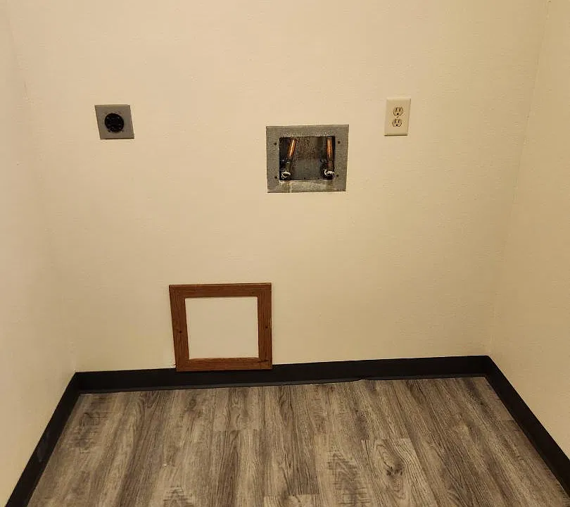 Unit Photo