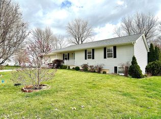 207 S 17th St, Bowling Green, MO 63334