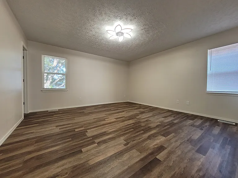 1203 Garner Ave — Photo 28
