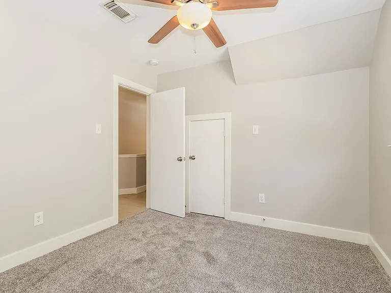 9711 Farrell Dr — Photo 14