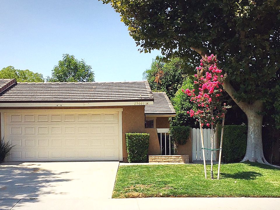 1st image of 25661 Almendra Dr