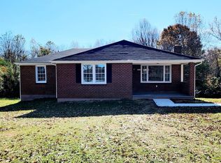 2823 Galts Mill Rd, Madison Heights, VA 24572