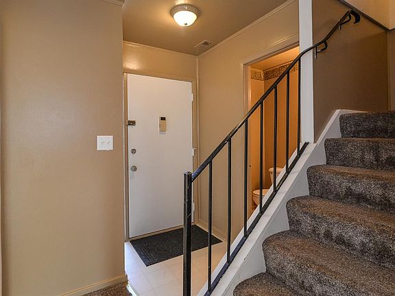 3rd image of 387 S Platt St