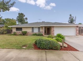 2175 3rd St, Sanger, CA 93657