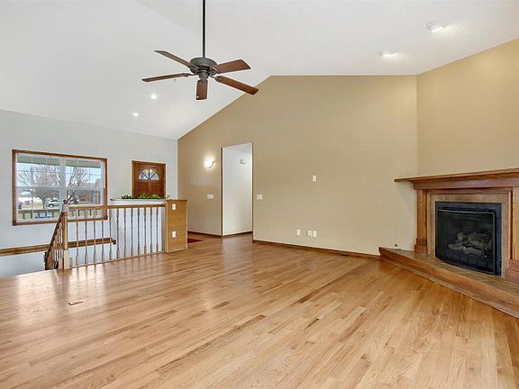 5th image of 1930 N Grace Avenue Ct