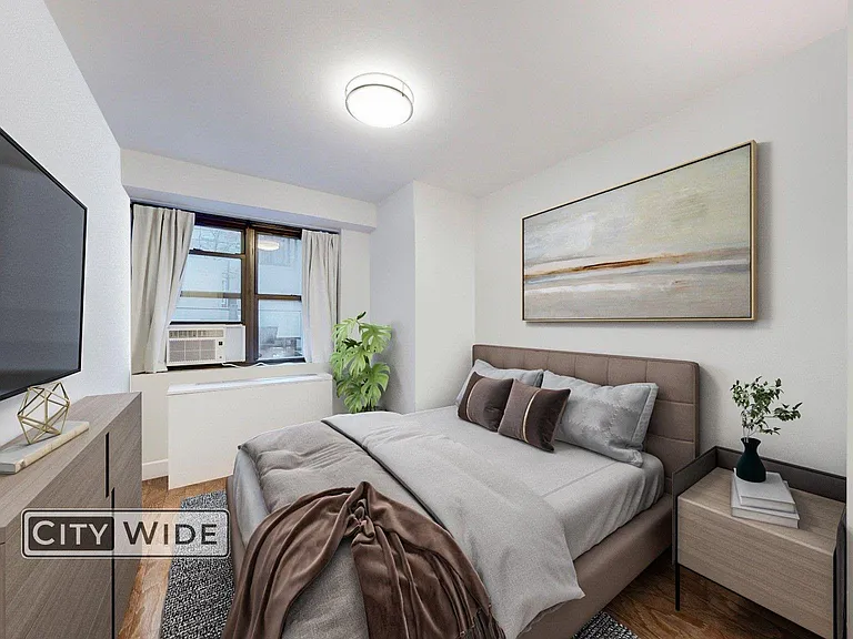 145 E 16th St #10E — Photo 4