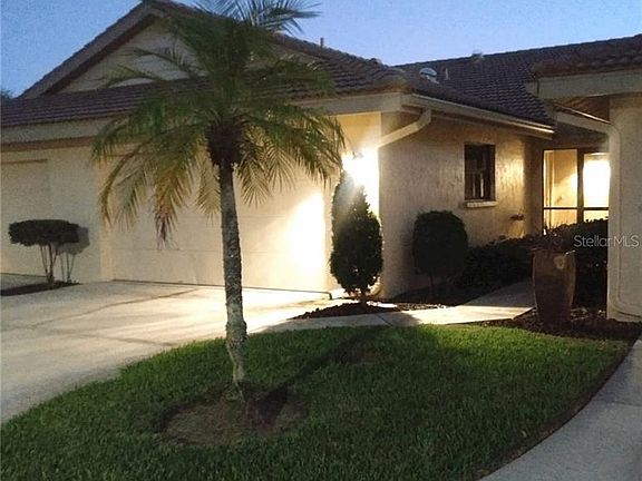 4th image of 7240 Wood Creek Dr