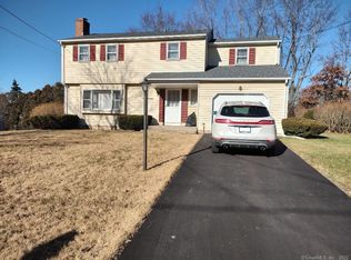 265 Tumblebrook Rd, Meriden, CT 06450