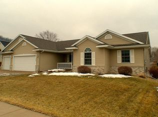 1042 Streblow St, Onalaska, WI 54650