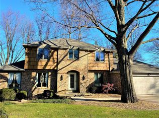 1994 Groton Way, East Lansing, MI 48823