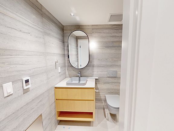 2nd image of 1277 Hornby St #705