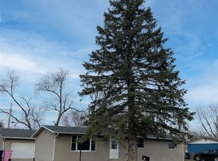 1610 Maye St, Warsaw, IN 46580